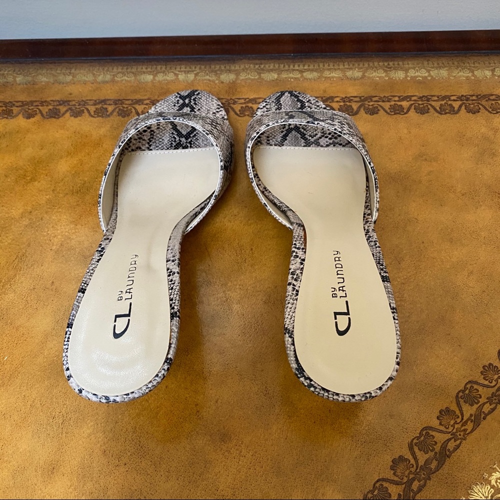 NWT Chinese Laundry Madeline Kitten Heel Slide - Picture 5 of 8